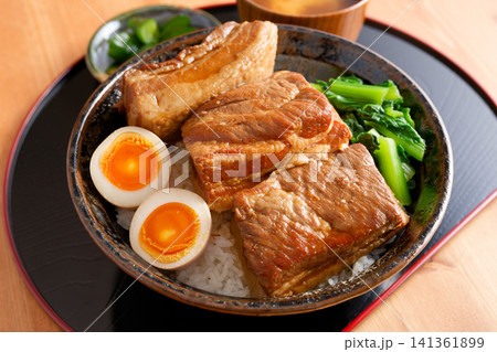 角煮丼 141361899