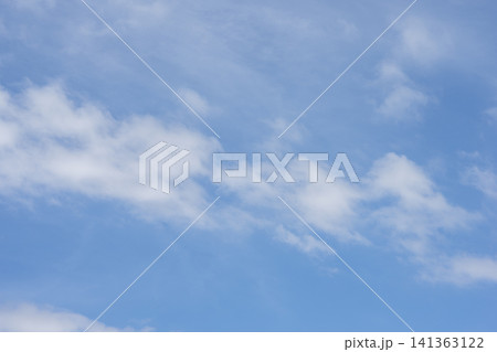 夏の空 青空 空 晴れ 夏 7月 イメージ 夏の空 青空 空 晴れ 夏 7月 イメージ 141363122