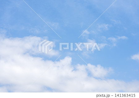 夏の空 青空 空 晴れ 夏 7月 イメージ 夏の空 青空 空 晴れ 夏 7月 イメージ 141363415