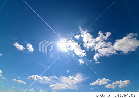 美しい青空と白い雲 美しい青空と白い雲 141364308