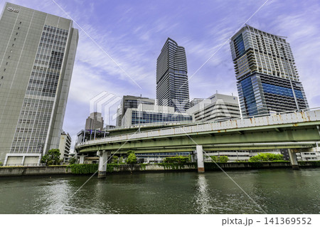 大阪 中之島 パークタワー大阪堂島浜と阪神高速 大阪府大阪市 大阪 中之島 パークタワー大阪堂島浜と阪神高速 大阪府大阪市 141369552