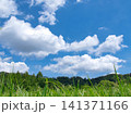 夏空と白い雲 141371166