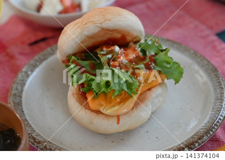 美味しいチーズハンバーガー 美味しいチーズハンバーガー 141374104