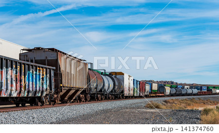 ユニオン・パシフィック鉄道のタンク貨車 141374760