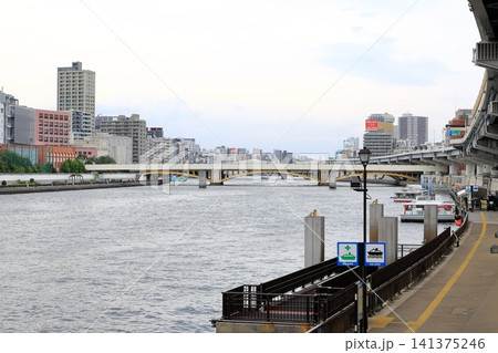 東京都市風景 隅田川 両国付近 東京都市風景 隅田川 両国付近 141375246