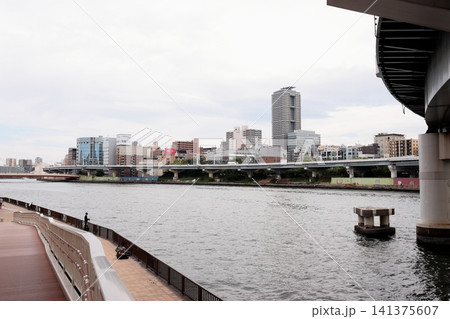 東京都市風景 隅田川 両国付近 東京都市風景 隅田川 両国付近 141375607