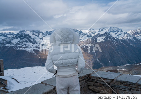 スイスのゴルナーグラードの美しい風景 スイスのゴルナーグラードの美しい風景 141378355