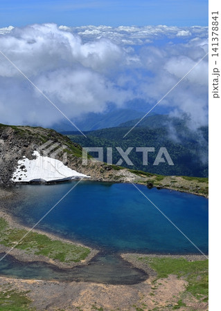 乗鞍、権現池と広がる雲海 141378841