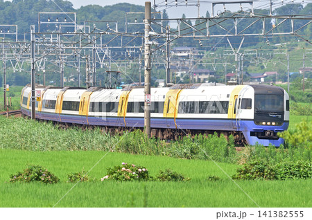 総武本線　佐倉－物井　JR東日本　255系　Be-04編成（幕張）　わかしお　さざなみ 141382555