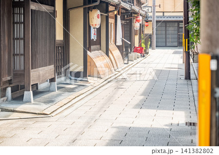 「京都府」（7月）【観光地】京都府日本三大祭の祇園祭　古き良き街並みを散策する 141382802