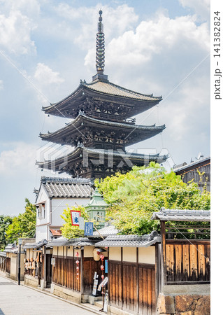 「京都府」（7月）【観光地】京都府日本三大祭の祇園祭　古き良き街並みを散策する 141382824