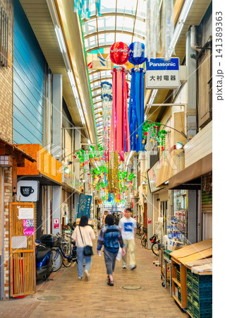 西武池袋線・椎名町駅 駅前 すずらん通り(昔ながらの商店街) 西武池袋線・椎名町駅 駅前 すずらん通り(昔ながらの商店街) 141389363