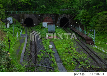 JR室蘭本線・小幌駅(北海道:2022年5月) JR室蘭本線・小幌駅(北海道:2022年5月) 141390701