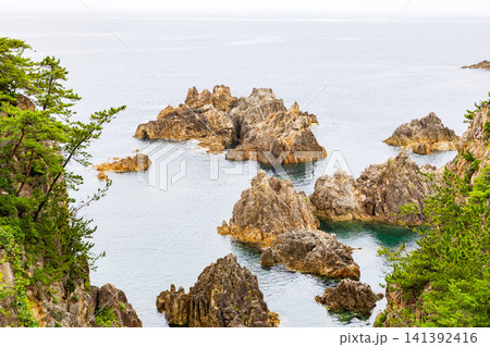 佐渡の景勝地、尖閣湾の風景 佐渡の景勝地、尖閣湾の風景 141392416