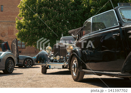Mercedes-Benz Cabriolet and Rolls-Royce at Berlin Car Show 141397702