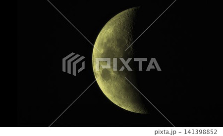 2026-07-20／20_14_13上弦の月の前日 141398852