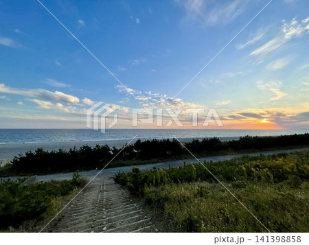 《静岡》中田島砂丘の夕暮れ 141398858