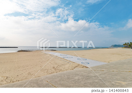 【阿万海岸海水浴場】 兵庫県南あわじ市阿万西町 【阿万海岸海水浴場】 兵庫県南あわじ市阿万西町 141400843