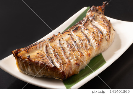 ［日本産］カツオ　ハラス　塩麹焼き 141401869