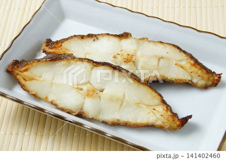 鰈の塩焼き 141402460