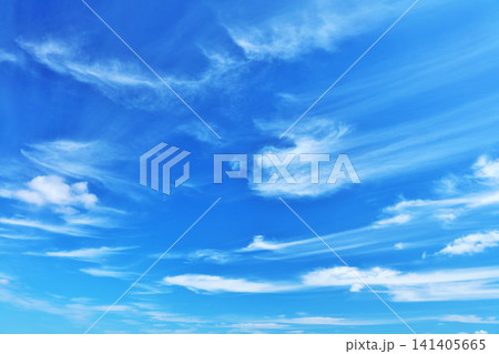 秋の青空と雲 秋の青空と雲 141405665