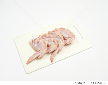 手羽先の生肉 手羽先の生肉 141415897