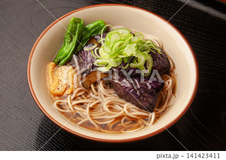 冷やし揚げなす蕎麦 141423411