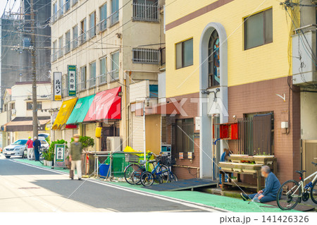 日本三大ドヤ街・横浜 寿町 日本三大ドヤ街・横浜 寿町 141426326