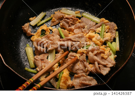 豚肉と小松菜の中華風卵炒め 豚肉と小松菜の中華風卵炒め 141426387