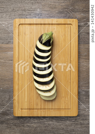 Sliced eggplant arranged creative spiral Sliced eggplant arranged creative spiral 141430942