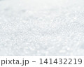 雪の輝きのキラキラの背景素材 141432219