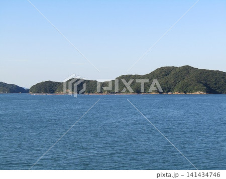 熊本県天草市御所浦町、青く美しい御所浦の海 熊本県天草市御所浦町、青く美しい御所浦の海 141434746