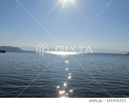 熊本県天草市御所浦町、青く美しい御所浦の海 141435253