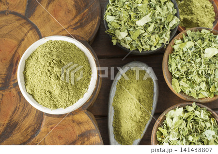 leaves and moringa powder, super food and natural medicine, Moringa oleifera. 141438807