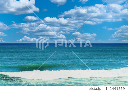 湘南海岸 七里ヶ浜海岸から相模湾 湘南海岸 七里ヶ浜海岸から相模湾 141441259