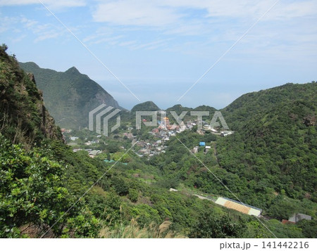 台湾の金瓜石神社から海まで見渡す風景 台湾の金瓜石神社から海まで見渡す風景 141442216