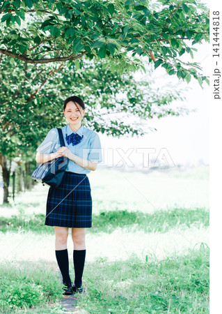夏服の女子高生 夏服の女子高生 141444818