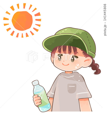 熱中症対策で帽子を被って飲み物を持つ子ども 熱中症対策で帽子を被って飲み物を持つ子ども 141445808