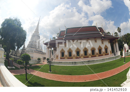 The white pagoda and the ordination hall of Wat Suwan Dara Ram Ratchaworawihanan ancient templeare distinguished by their magnificent and highly valuable murals in Thailand. 141452910