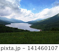 ニッコウキスゲが咲く夏の野反湖 141460107