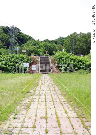 広瀬川河川敷の古い石段、牛越橋周辺 広瀬川河川敷の古い石段、牛越橋周辺 141465496