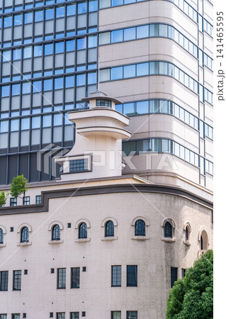 日本橋ダイヤビルディング(三菱倉庫江戸橋倉庫ビル)船体をイメージした近代建築の傑作 中央区日本橋 日本橋ダイヤビルディング(三菱倉庫江戸橋倉庫ビル)船体をイメージした近代建築の傑作 中央区日本橋 141465595