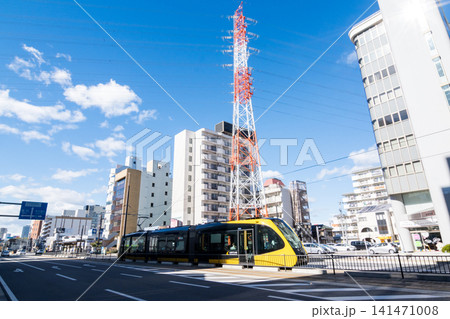 【宇都宮ライトレール】都心部を駆け抜けるLRT 141471008