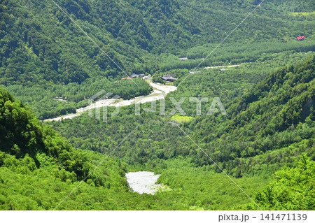 岳沢より上高地/河童橋周辺を望む(長野県松本市)【2026.7】 岳沢より上高地/河童橋周辺を望む(長野県松本市)【2026.7】 141471139