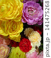 カラフルな造花の花束 141475268