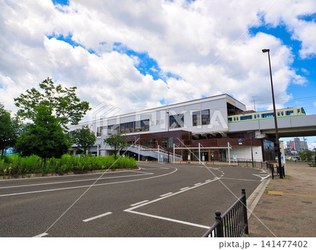 晴れた夏の地下鉄富沢駅・宮城県仙台市 晴れた夏の地下鉄富沢駅・宮城県仙台市 141477402