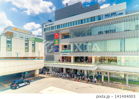 東京・練馬駅 ショッピングビル(ココネリ)とバスターミナル 東京・練馬駅 ショッピングビル(ココネリ)とバスターミナル 141484003