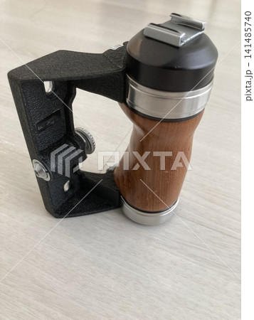 フィルムカメラ　ウッドグリップ 141485740