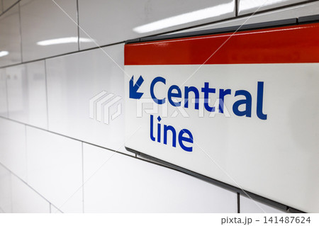 Central line directional sign in London underground station 141487624