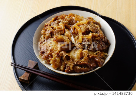 カルビ牛丼 カルビ牛丼 141488730